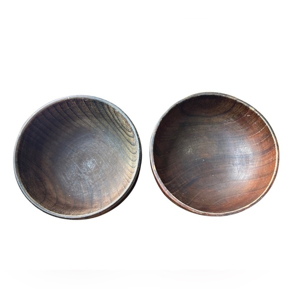 Set Of Two Wooden Bowls (Used - Great Condition) 🪵 - Picture 3 of 6
